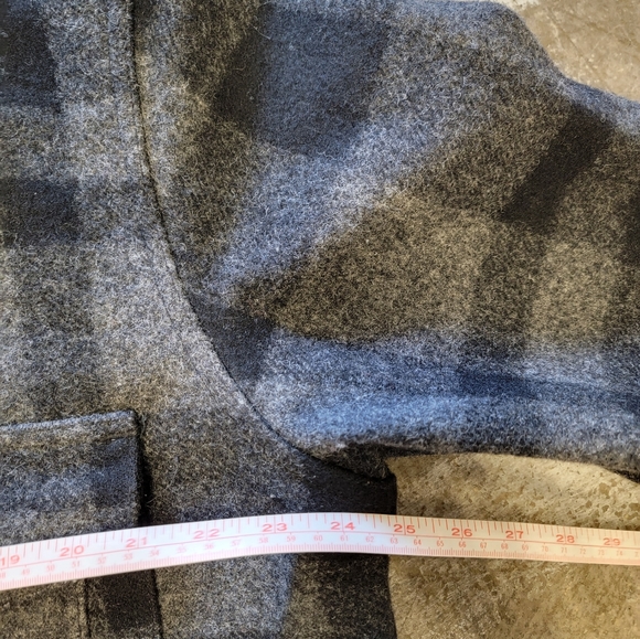 SOLD!!!VTG Filson 80s Wool Bird Hunting Coat - Picture 9 of 12